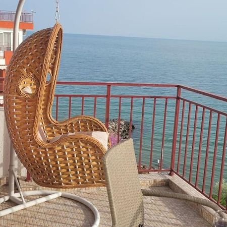 Panorama Marina Fort Beach - Premium Apartments Sea Viev سفيتي فلاس المظهر الخارجي الصورة