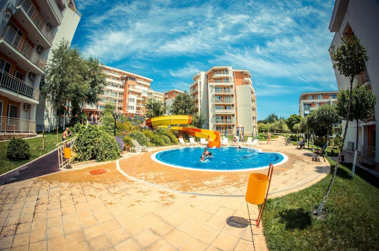 Panorama Marina Fort Beach - Premium Apartments Sea Viev سفيتي فلاس المظهر الخارجي الصورة