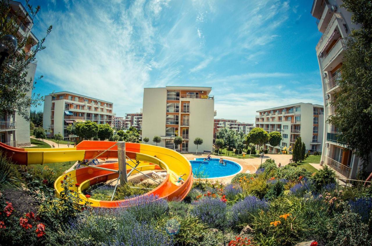Panorama Marina Fort Beach - Premium Apartments Sea Viev سفيتي فلاس المظهر الخارجي الصورة