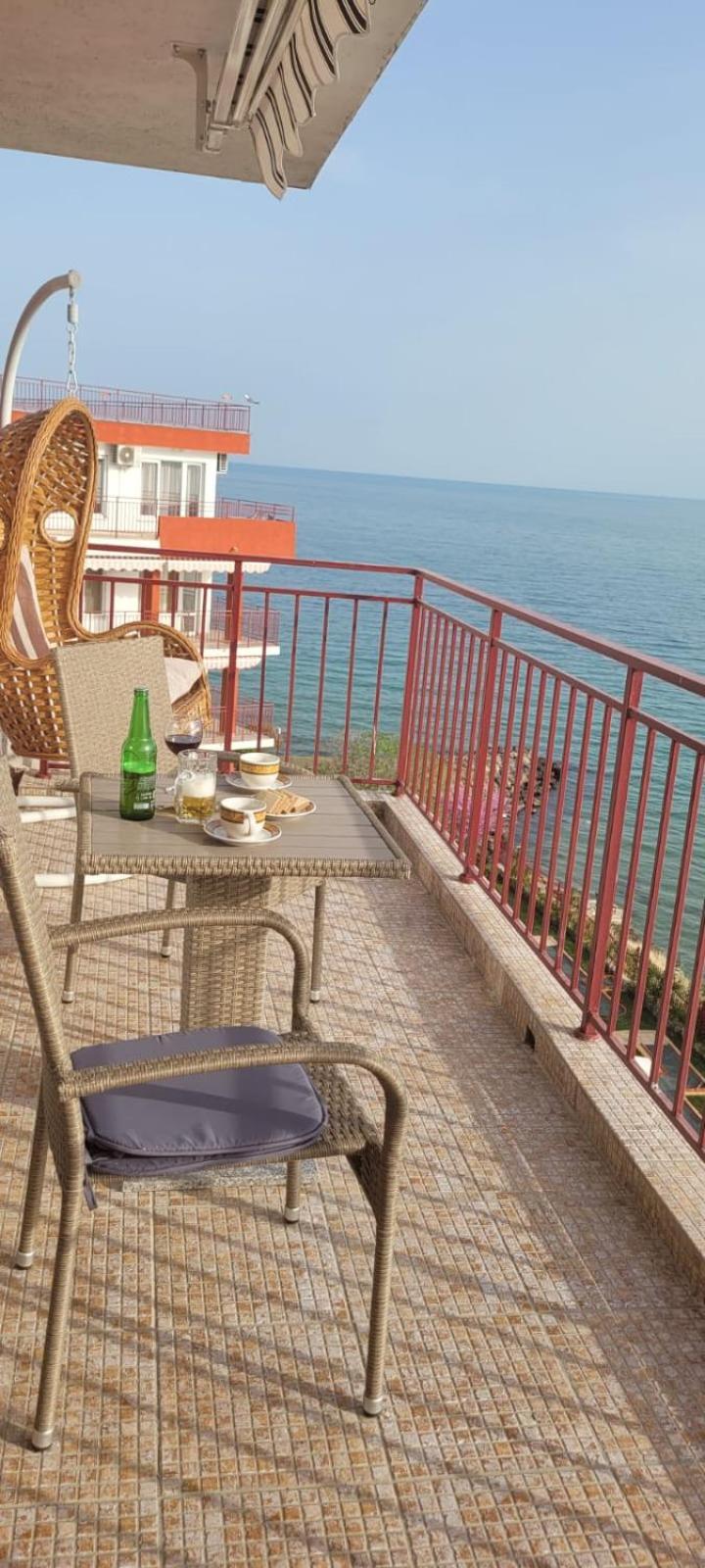 Panorama Marina Fort Beach - Premium Apartments Sea Viev سفيتي فلاس المظهر الخارجي الصورة
