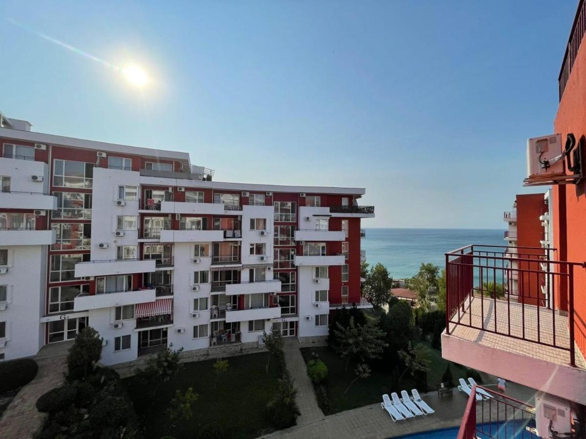 Panorama Marina Fort Beach - Premium Apartments Sea Viev سفيتي فلاس الغرفة الصورة